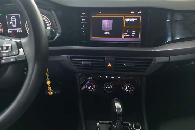 Used Volkswagen Bora 2021 1.5L Automatic Comfort Smart Connect Edition Audio And AC Panel