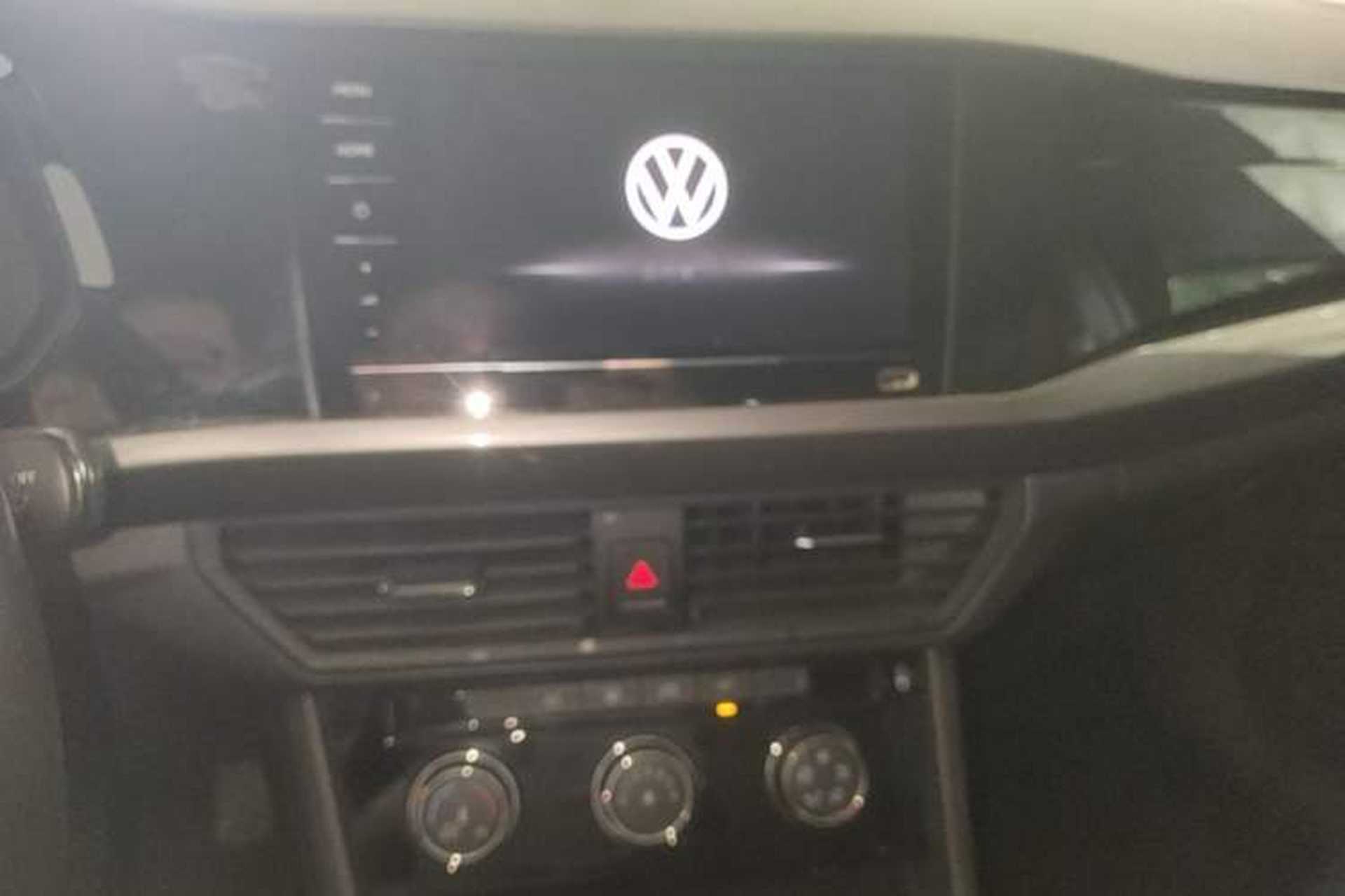 Used Volkswagen Bora 2021 1.5L Automatic Comfort Smart Connect Edition Audio And AC Panel