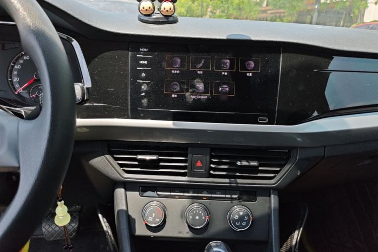 Used Volkswagen Bora 2021 1.5L Automatic Fashionable Smart Connectivity Version Audio And AC Panel