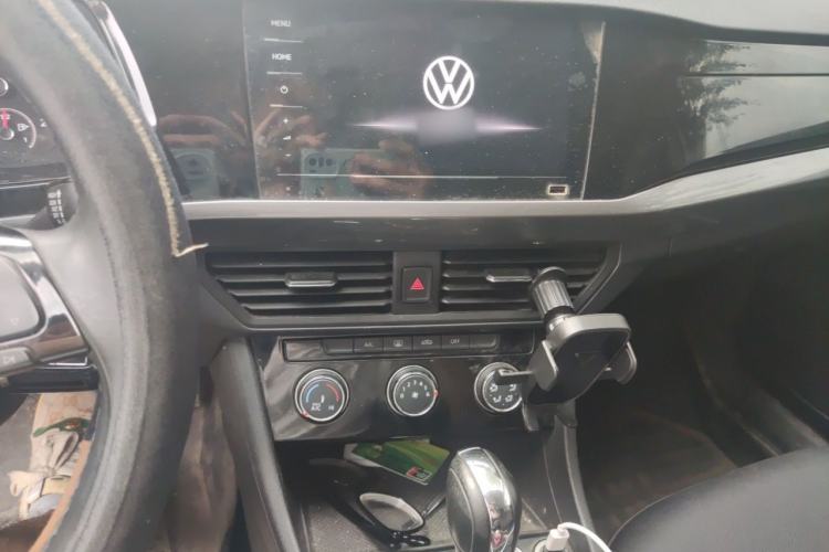 Used Volkswagen Bora 2021 1.5L Automatic Comfort Smart Connect Edition Audio And AC Panel