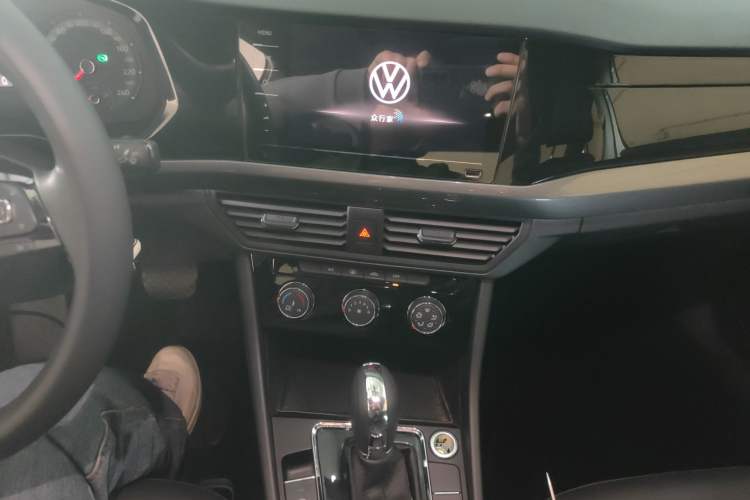 Used Volkswagen Bora 2021 1.5L Automatic Comfort Smart Connect Edition Audio And AC Panel