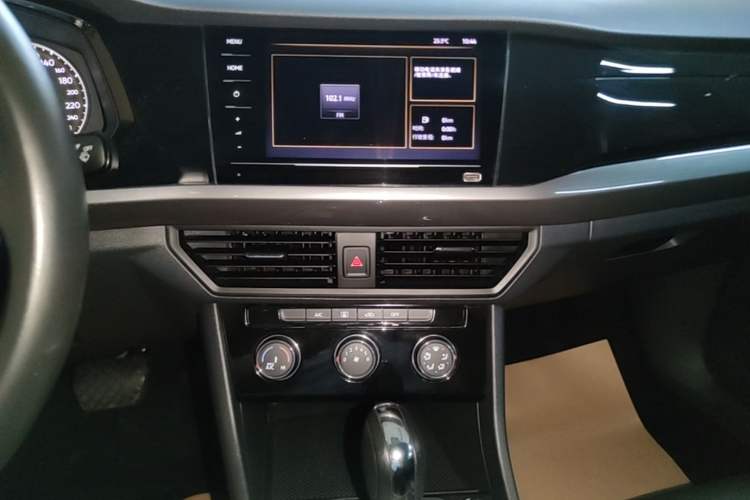 Used Volkswagen Bora 2021 1.5L Automatic Comfort Smart Connect Edition Audio And AC Panel