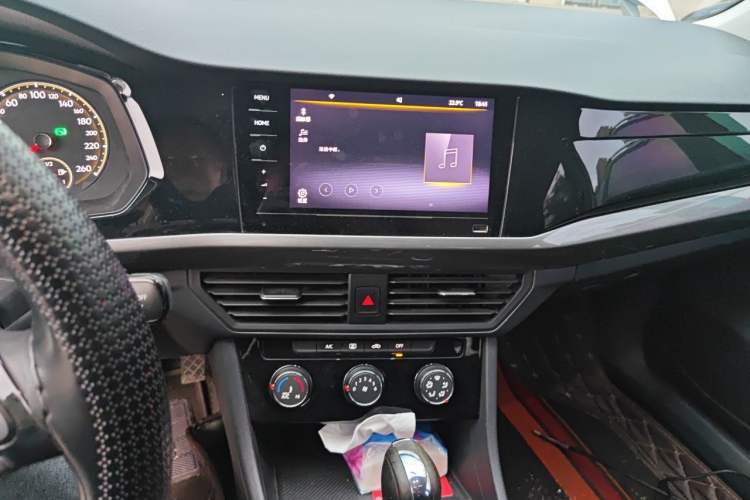 Used Volkswagen Bora 2021 1.5L Automatic Comfort Smart Connect Edition Audio And AC Panel