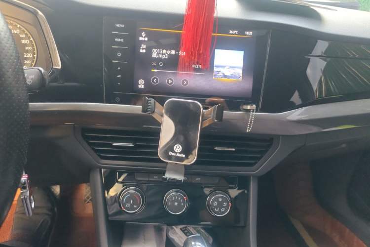 Used Volkswagen Bora 2021 1.5L Automatic Comfort Smart Connect Edition Audio And AC Panel