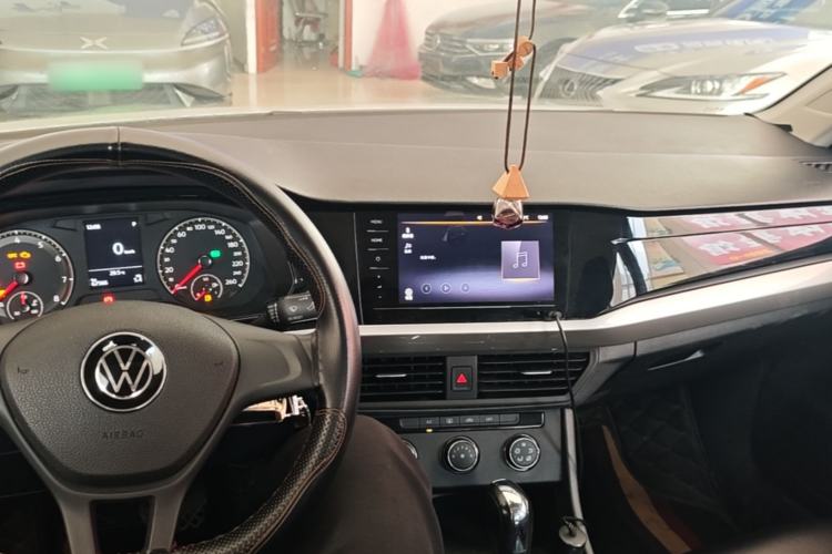 Used Volkswagen Bora 2021 1.5L Automatic Fashionable Smart Connectivity Version Center Console