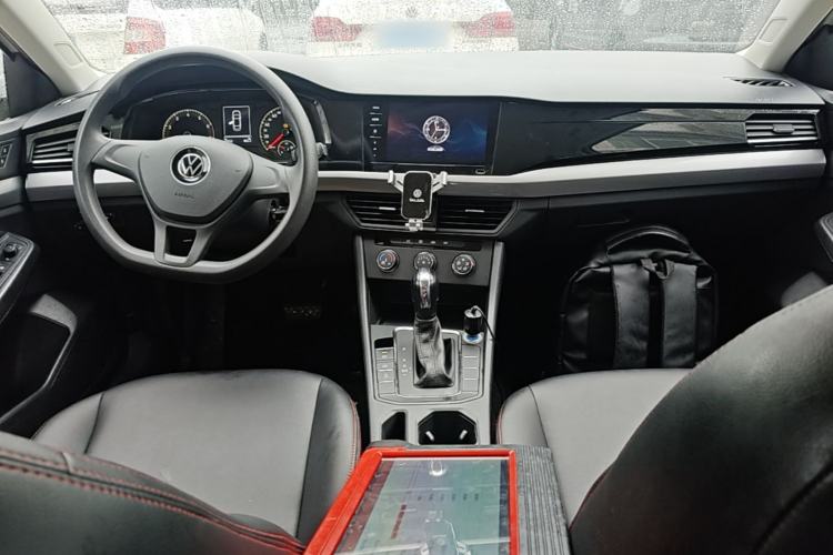 Used Volkswagen Bora 2021 1.5L Automatic Fashionable Smart Connectivity Version Center Console