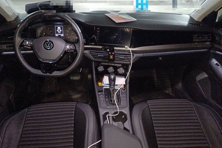 Used Volkswagen Bora 2021 1.5L Automatic Comfort Smart Connect Edition Center Console