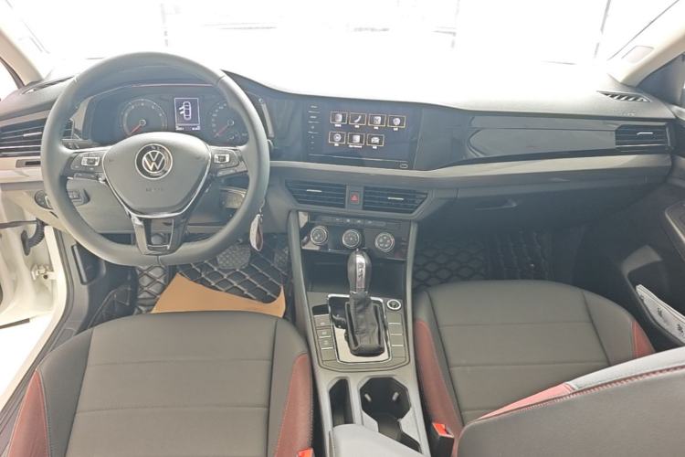 Used Volkswagen Bora 2021 1.5L Automatic Comfort Smart Connect Edition Center Console