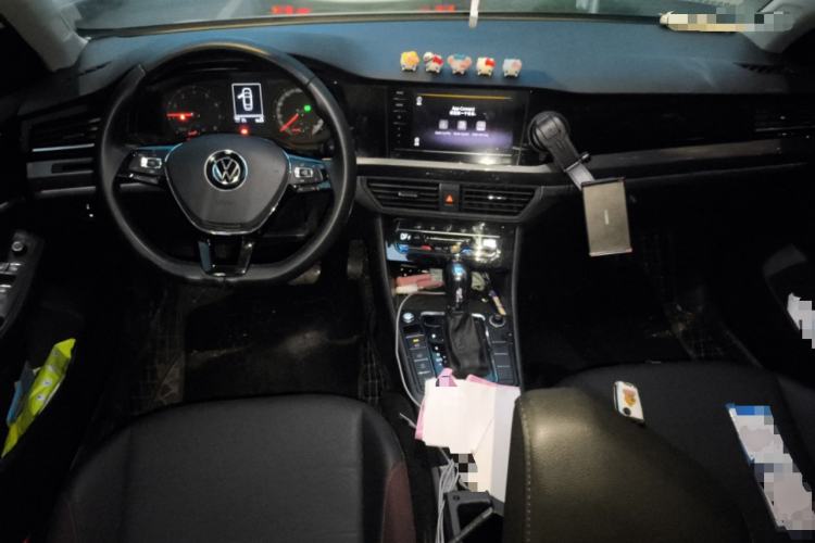 Used Volkswagen Bora 2021 280TSI DSG Elite Smart Connectivity Version Center Console