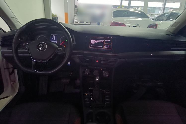 Used Volkswagen Bora 2021 1.5L Automatic Comfort Smart Connect Edition Center Console