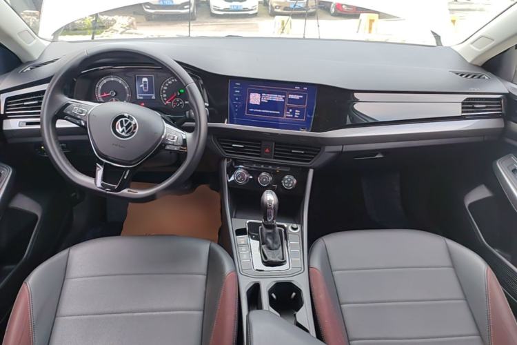 Used Volkswagen Bora 2021 1.5L Automatic Comfort Smart Connect Edition Center Console