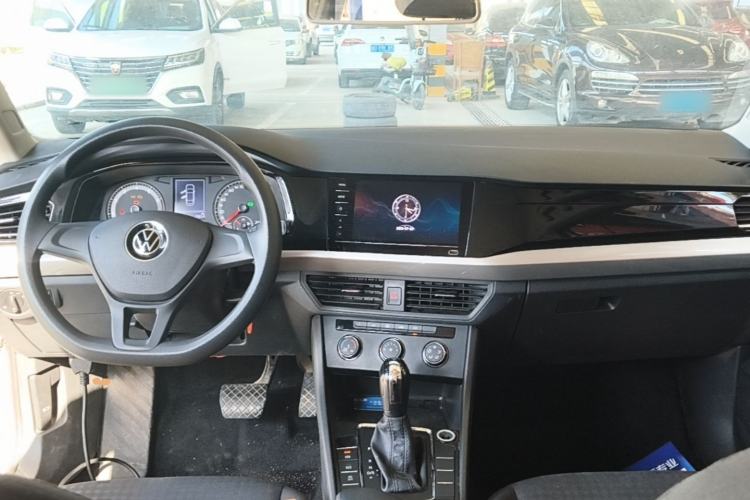 Used Volkswagen Bora 2021 1.5L Automatic Fashionable Smart Connectivity Version Center Console