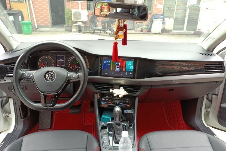 Used Volkswagen Bora 2021 280TSI DSG Elite Smart Connectivity Version Center Console