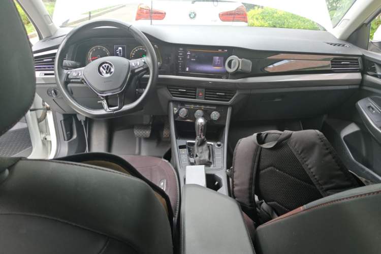 Used Volkswagen Bora 2021 1.5L Automatic Comfort Smart Connect Edition Center Console