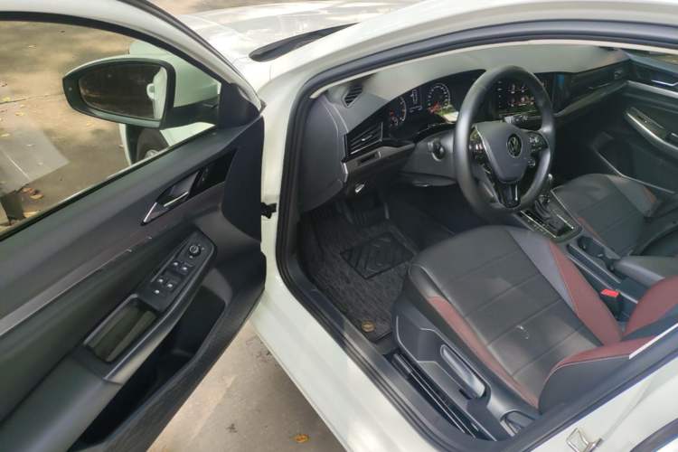 Used Volkswagen Bora 2021 1.5L Automatic Comfort Smart Connect Edition Driver Seat