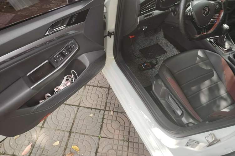 Used Volkswagen Bora 2021 280TSI DSG Elite Smart Connectivity Version Driver Seat