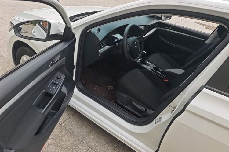 Used Volkswagen Bora 2021 1.5L Automatic Fashionable Smart Connectivity Version Driver Seat