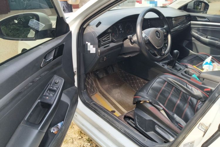 Used Volkswagen Bora 2021 1.5L Manual Comfort Smart Connect Edition Driver Seat