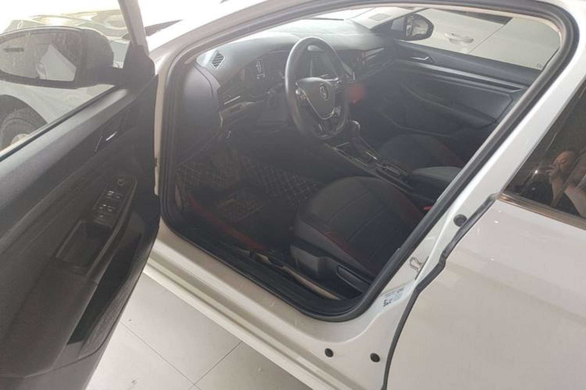 Used Volkswagen Bora 2021 1.5L Automatic Elite Smart Connect Edition Driver Seat