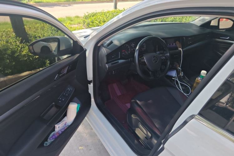 Used Volkswagen Bora 2021 1.5L Automatic Elite Smart Connect Edition Driver Seat