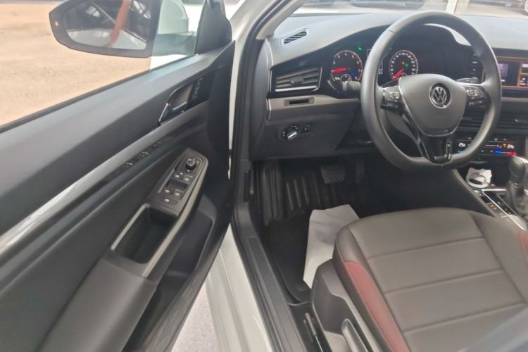 Used Volkswagen Bora 2021 1.5L Automatic Elite Smart Connect Edition Driver Seat
