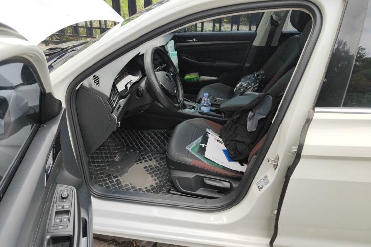 Used Volkswagen Bora 2021 1.5L Automatic Elite Smart Connect Edition Driver Seat