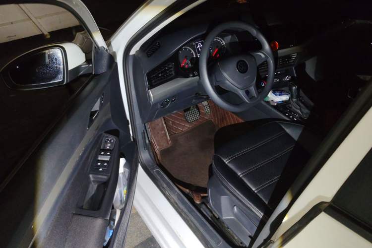 Used Volkswagen Bora 2021 1.5L Automatic Fashionable Smart Connectivity Version Driver Seat