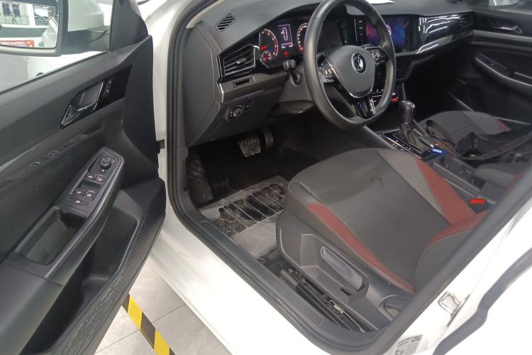 Used Volkswagen Bora 2021 1.5L Automatic Elite Smart Connect Edition Driver Seat