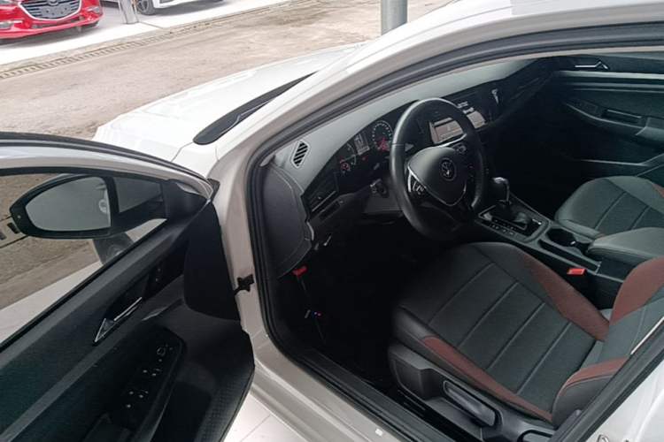 Used Volkswagen Bora 2021 1.5L Automatic Comfort Smart Connect Edition Driver Seat