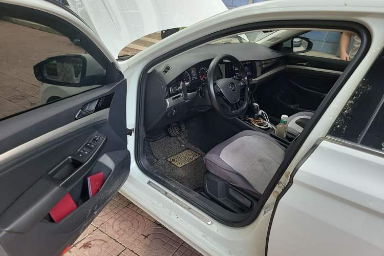 Used Volkswagen Bora 2021 1.5L Automatic 30th Anniversary Edition Driver Seat