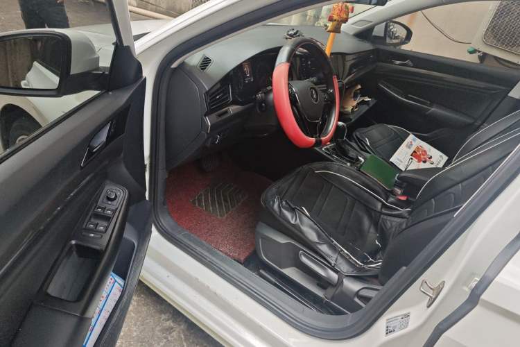 Used Volkswagen Bora 2021 1.5L Automatic 30th Anniversary Edition Driver Seat