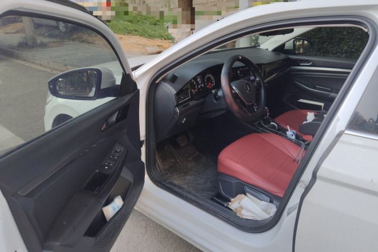 Used Volkswagen Bora 2021 1.5L Automatic Elite Smart Connect Edition Driver Seat