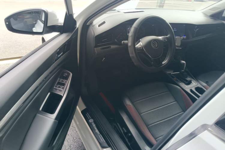 Used Volkswagen Bora 2021 200TSI DSG Comfort Connect Edition Driver Seat