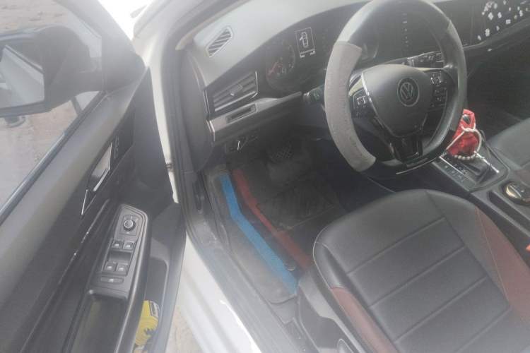 Used Volkswagen Bora 2021 1.5L Automatic Elite Smart Connect Edition Driver Seat