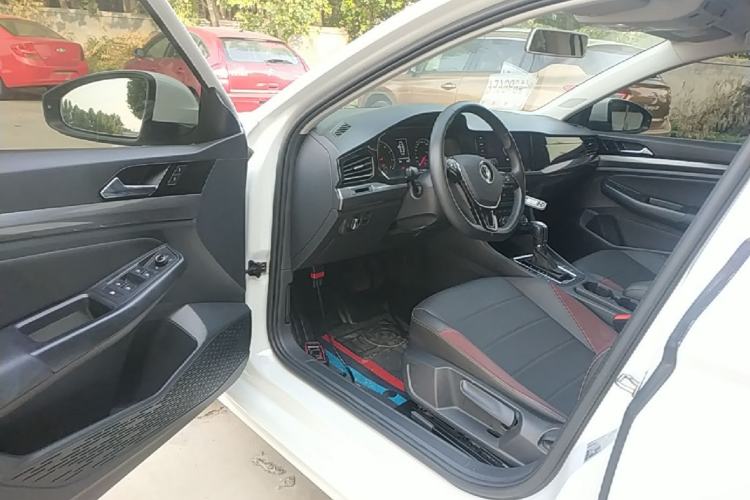 Used Volkswagen Bora 2021 1.5L Automatic Comfort Smart Connect Edition Driver Seat