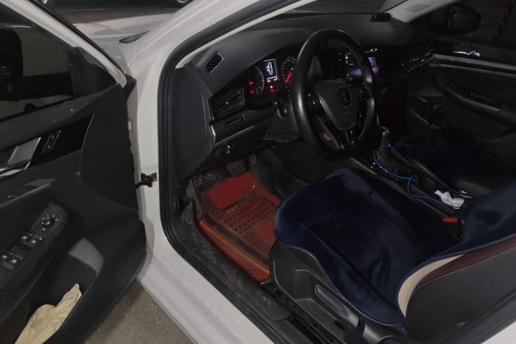 Used Volkswagen Bora 2021 1.5L Automatic Comfort Smart Connect Edition Driver Seat