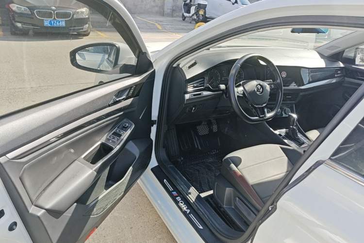 Used Volkswagen Bora 2021 1.5L Automatic Comfort Smart Connect Edition Driver Seat