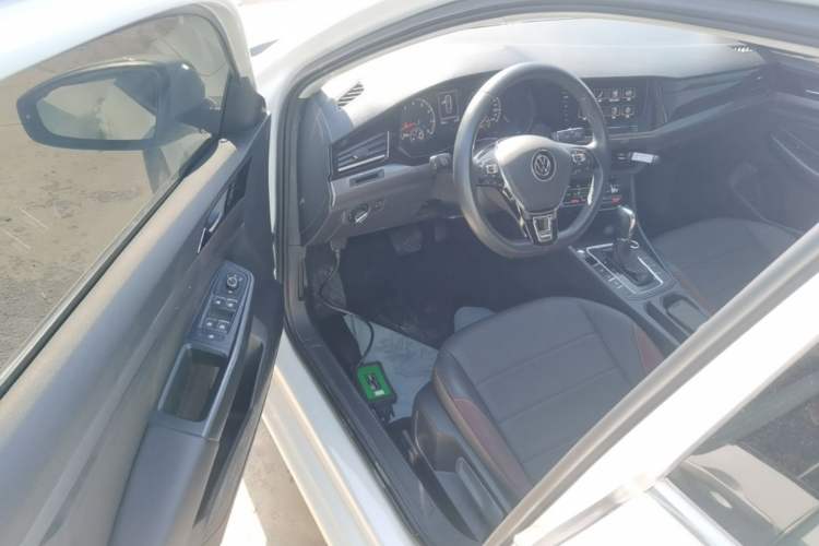 Used Volkswagen Bora 2021 1.5L Automatic Elite Smart Connect Edition Driver Seat