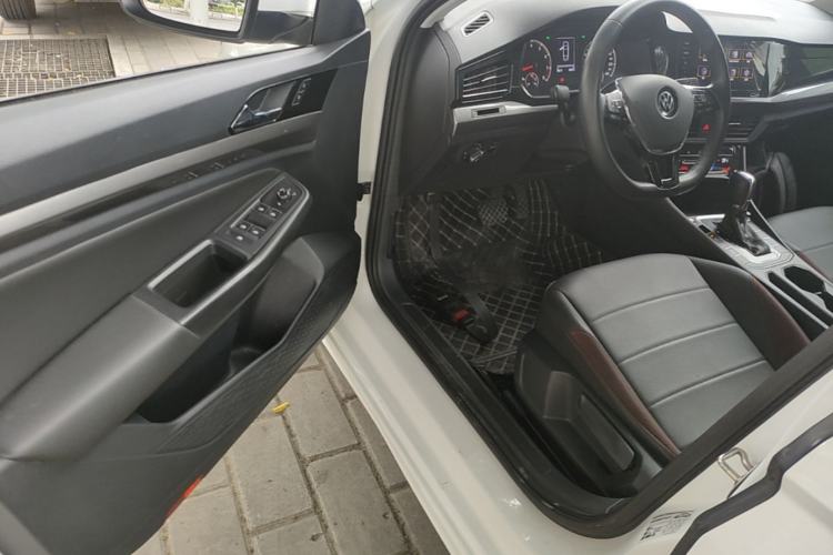 Used Volkswagen Bora 2021 1.5L Automatic Elite Smart Connect Edition Driver Seat