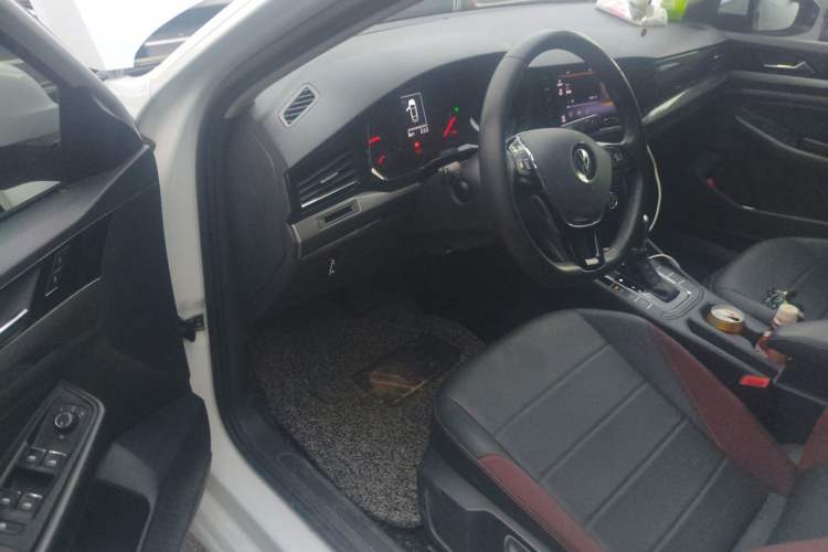 Used Volkswagen Bora 2021 1.5L Automatic Elite Smart Connect Edition Driver Seat