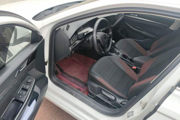 Used Volkswagen Bora 2021 1.5L Automatic Elite Smart Connect Edition Driver Seat
