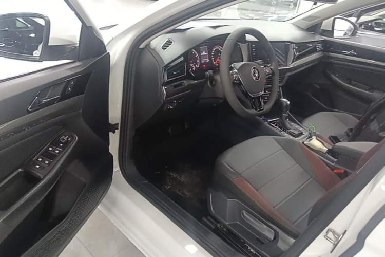 Used Volkswagen Bora 2021 280TSI DSG Elite Smart Connectivity Version Driver Seat