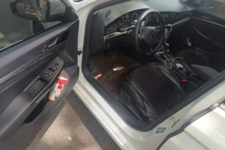 Used Volkswagen Bora 2021 1.5L Automatic Comfort Smart Connect Edition Driver Seat