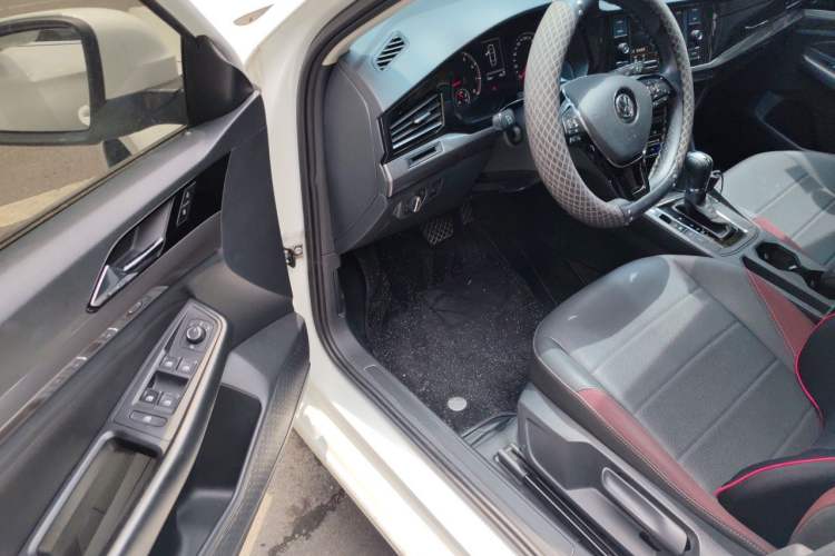 Used Volkswagen Bora 2021 1.5L Automatic Elite Smart Connect Edition Driver Seat