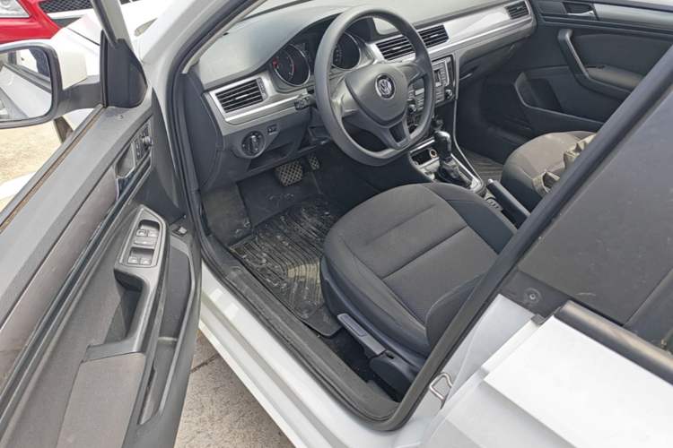 Used Volkswagen Bora 2021 1.5L Automatic Fashionable Smart Connectivity Version Driver Seat