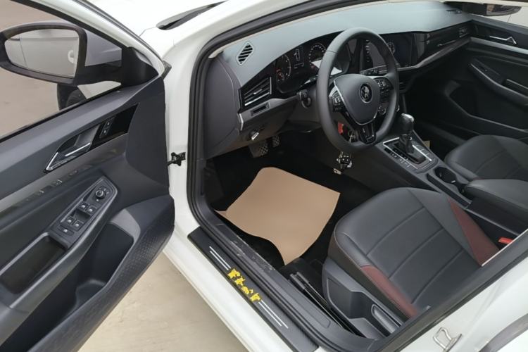 Used Volkswagen Bora 2021 1.5L Automatic Comfort Smart Connect Edition Driver Seat