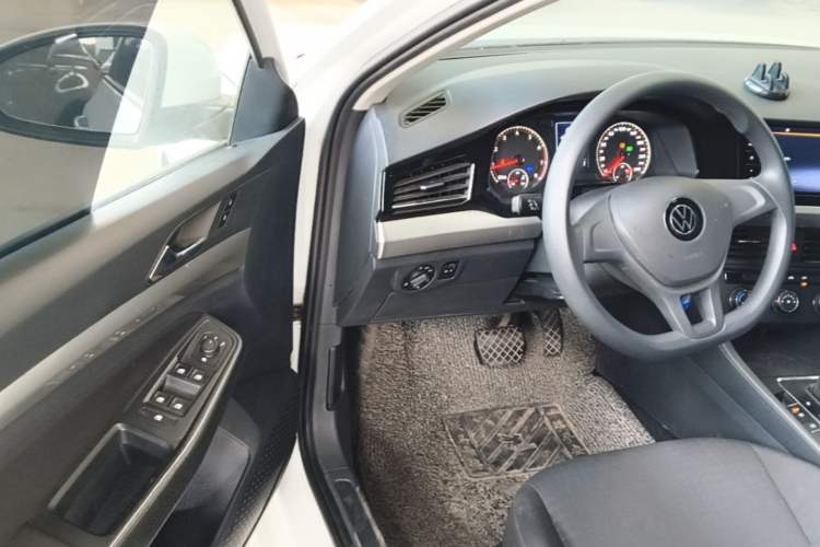 Used Volkswagen Bora 2021 1.5L Automatic Fashionable Smart Connectivity Version Driver Seat