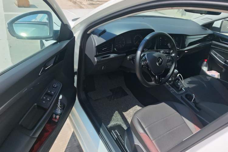 Used Volkswagen Bora 2021 1.5L Automatic Elite Smart Connect Edition Driver Seat