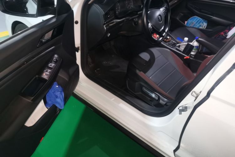 Used Volkswagen Bora 2021 1.5L Automatic Elite Smart Connect Edition Driver Seat
