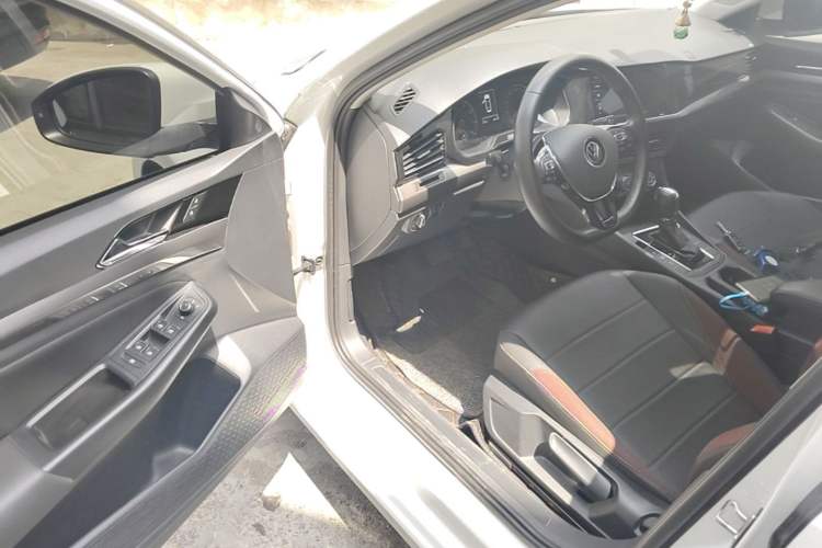 Used Volkswagen Bora 2021 1.5L Automatic Comfort Smart Connect Edition Driver Seat